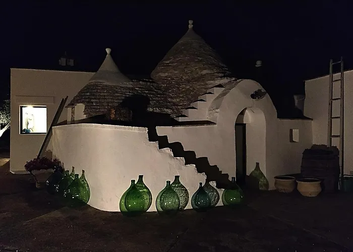 Trullo Rora - 펜션 오스투니